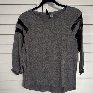 H&M Gray and Black Long Sleeve Top